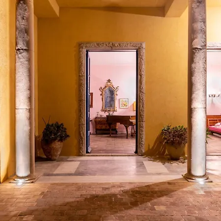 Casa Cuseni, Patrimonio Culturale Immateriale Unesco Couette-café 4*