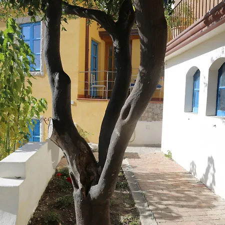 לינה וארוחת בוקר Casa Cuseni, Patrimonio Culturale Immateriale Unesco 4*