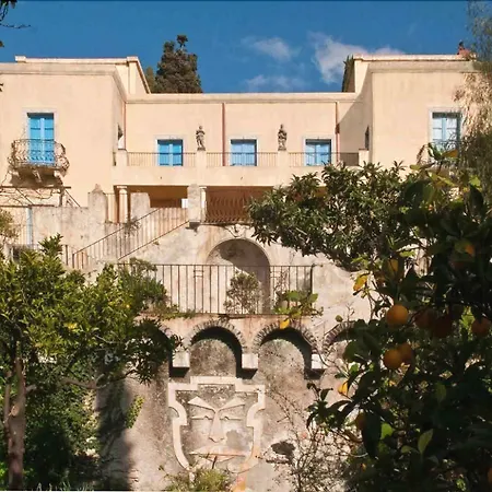 Bed & Breakfast Casa Cuseni, Residenza D'artista, Museo E Giardino Storico Taormina